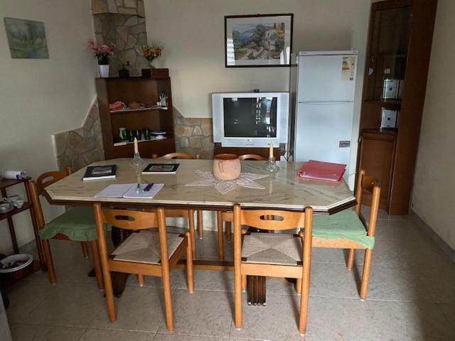 casa sulla roccia Villa Sperlinga Esterno foto